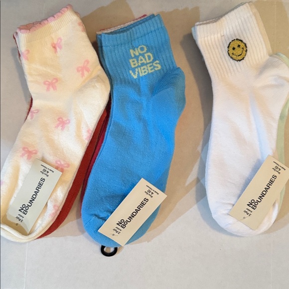 No Boundaries Accessories - 3 No Boundaries Ankle Socks, 3-Pack, Women's, Size 4-10